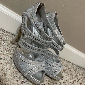 Women’s Silver Heels